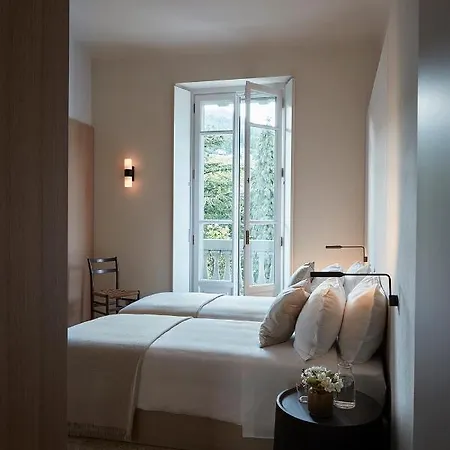 Villa Sleeps 20 Pool Wifi Pigra